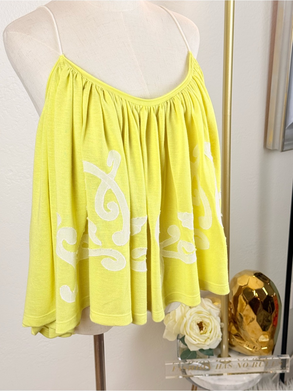 ✨ Free People On Clouds Oversized Yellow Appliqué Cami Tank Top M Boho Chic✨